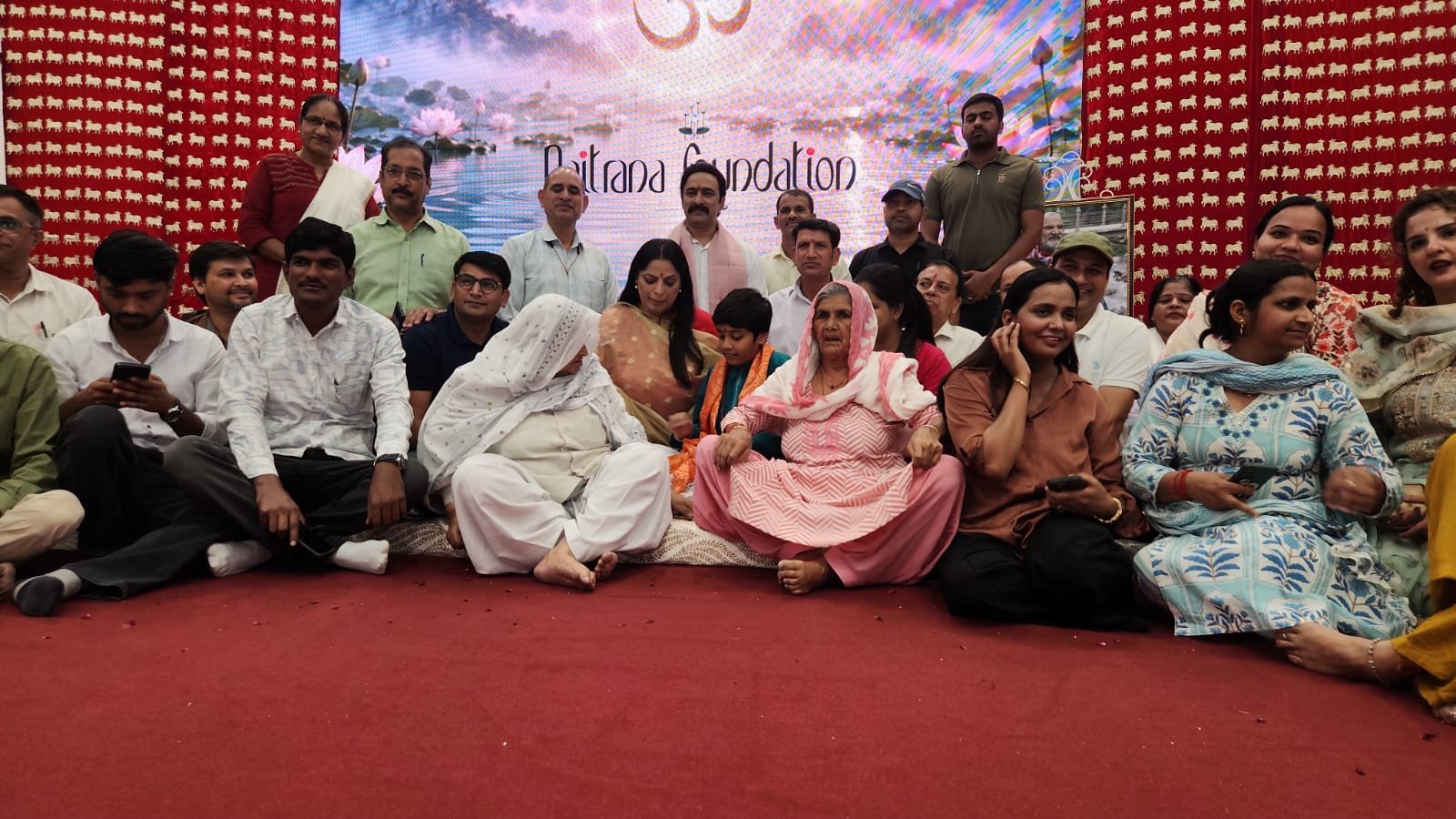 The gathering before the Naitrana Foundation backdrop at Sarvodaya Bal Vidyalay