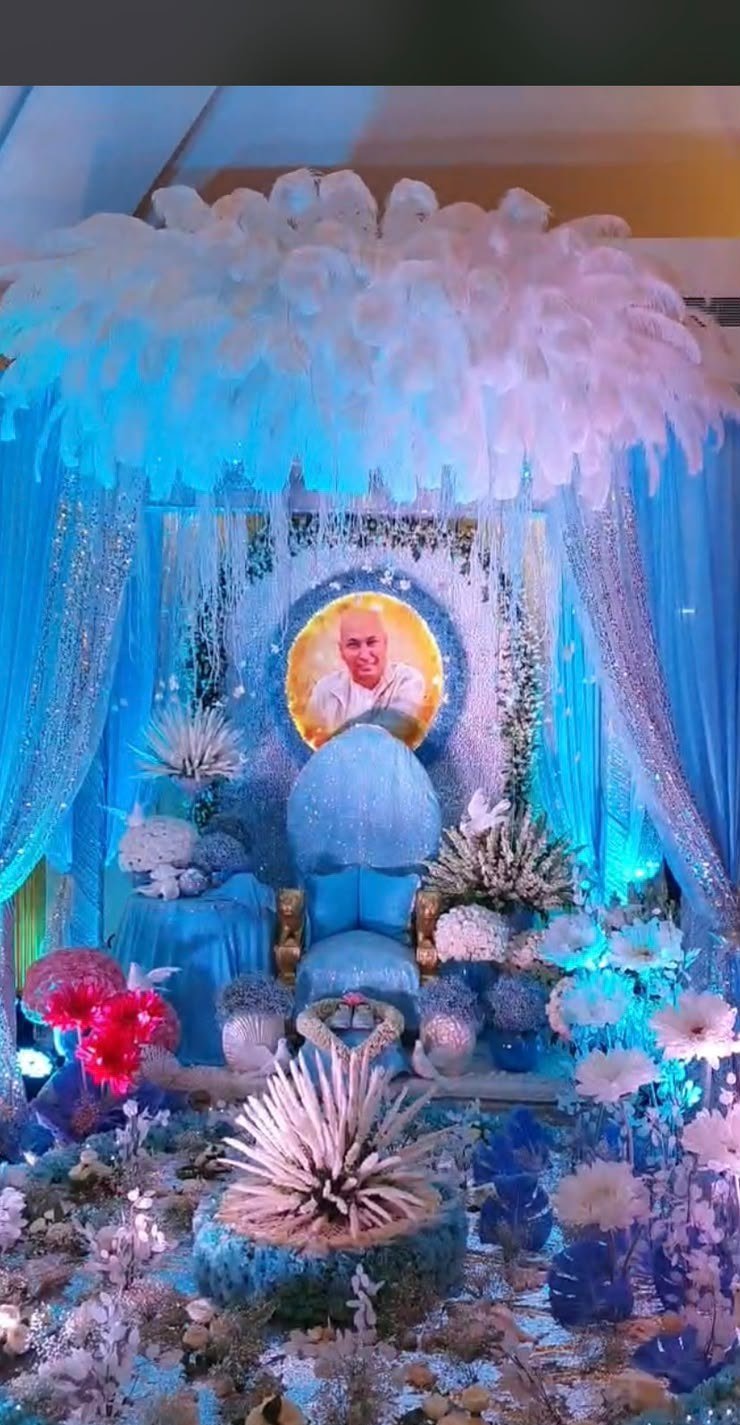 Blue and white floral darbar at Guruji Ashram Bada Mandir