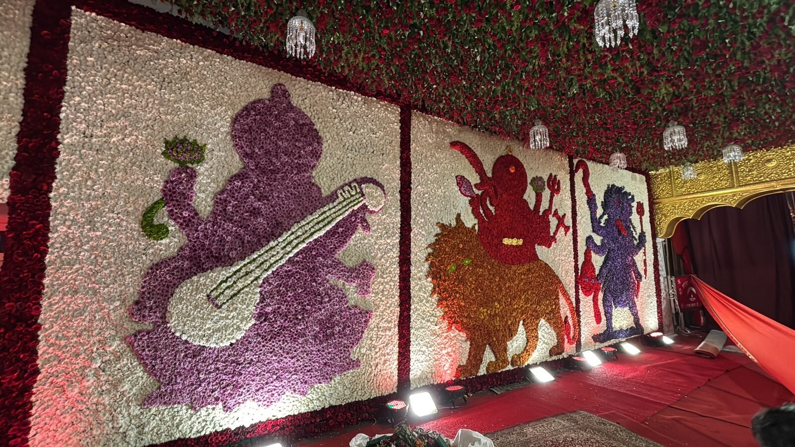 Floral silhouette panels of the Goddess at the Vaishno Devi offering